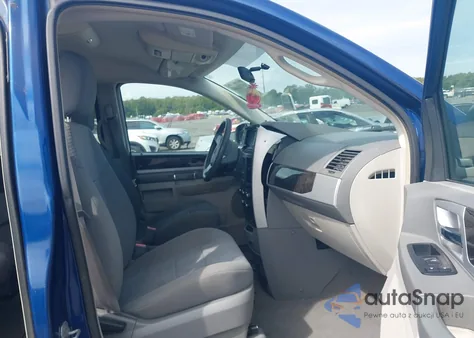 2010 Dodge Grand Caravan Crew from USA, damaged, VIN 2D4RN6DX8AR488465